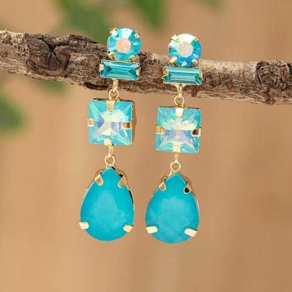 Iridescent Drops - Green - Picture 3 of 7